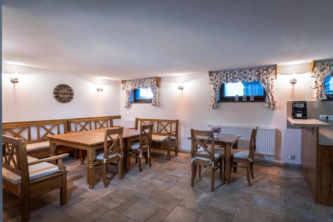 Apartmanovy Dom Vila Maros Pavčina Lehota 외부 사진